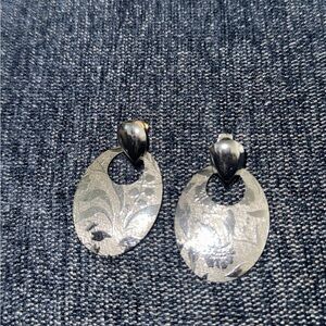 Elegant Silver Floral Earrings